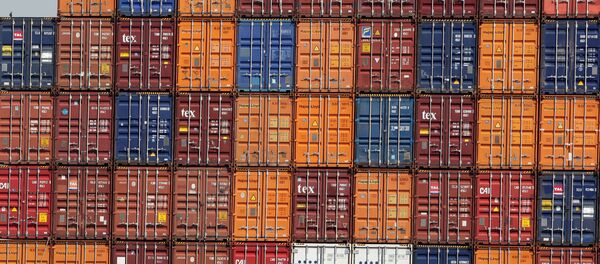 Los contenedores en el puerto (imagen referencial) - Sputnik Brasil