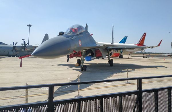 Índia desenvolve mísseis de longo alcance com ogivas de 300 kg para conter China, diz mídia Índia desenvolve mísseis de longo alcance com ogivas de 300 kg para conter China, diz mídia - Sputnik Brasil