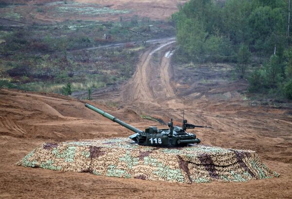 Novo tanque russo T-90M realiza testes bem-sucedidos de combate - Sputnik Brasil