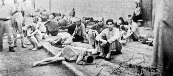 Prisioneiros do campo de concentração de Mauthausen - Sputnik Brasil