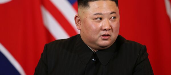 O líder norte-coreano Kim Jong-un durante seu encontro com o presidente dos EUA Donald Trump - Sputnik Brasil