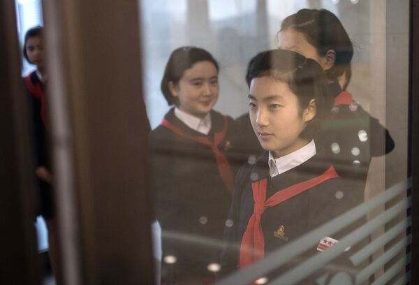 Alumnas norte-coreanas - Sputnik Brasil