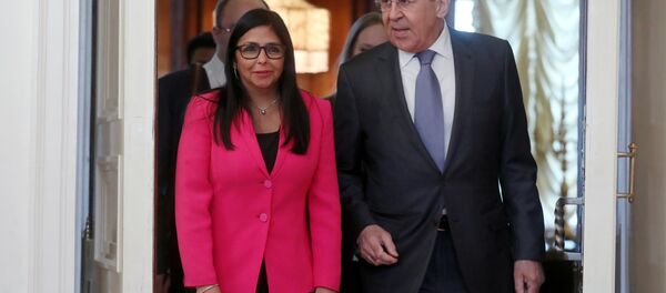 Sergei Lavrov, ministro das Relações Exteriores da Rússia, e Delcy Rodriguez, vice-presidente da Venezuela, durante o encontro em Moscou, em 1 de março de 2019 - Sputnik Brasil