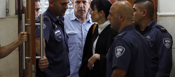 Ex-ministro da Energia e Infraestrutura de Israel que foi condenado a 11 anos de prisão por espionagem para o Irã - Sputnik Brasil