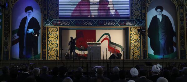 O líder do Hezbollah, Sayyed Hassan Nasrallah, faz um discurso ao vivo durante comemorações do 40º aniversário da Revolução Islâmica do Irã, ao sul de Beirute, no Líbano. - Sputnik Brasil