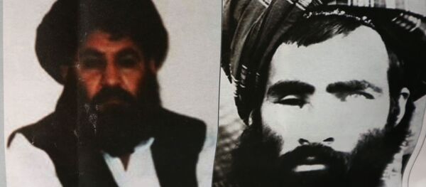 Mullah Akhtar Mansoor und Mullah Mohammad Omar - Sputnik Brasil
