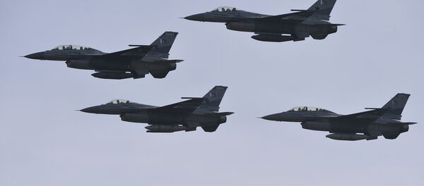 Caças F-16 da Força Aérea do Paquistão - Sputnik Brasil