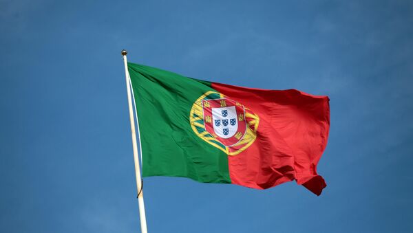 Bandeira portuguesa perto da Câmara Municipal de Lisboa, 8 de novembro de 2013 (imagem de arquivo) - Sputnik Brasil