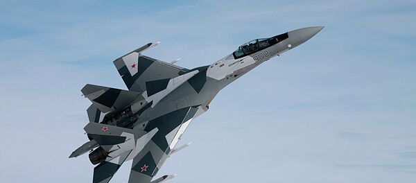 Caça russo Sukhoi Su-35S - Sputnik Brasil