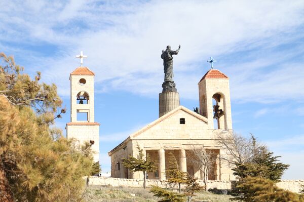 Estátua de Cristo no mosteiro ortodoxo de Querubins, na Síria - Sputnik Brasil