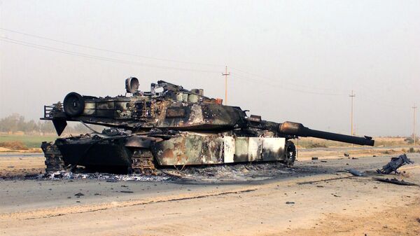 Tanque M1A1 Abrams americano destruído (foto de arquivo) - Sputnik Brasil