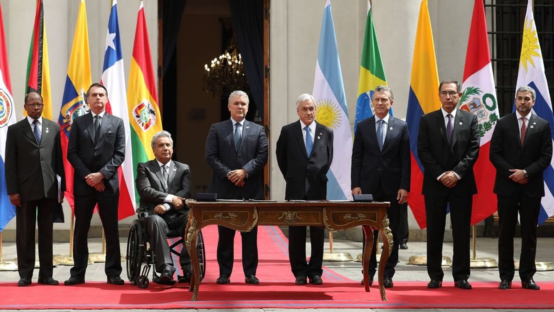 O presidente do Brasil, Jair Bolsonaro, e mais 6 presidentes sul-americanos assinam a Declaração de Santiago, que marca o início do processo de criação do Fórum para o Progresso da América do Sul (Prosul). - Sputnik Brasil, 1920, 03.02.2023