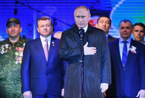 Presidente russo Vladimir Putin durante a celebração do quinto aniversário da reunificação da Crimeia e Rússia - Sputnik Brasil
