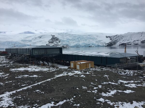 Inauguração de base brasileira na Antártica é adiada devido a mau tempo - Sputnik Brasil