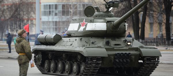 Tanque pesado soviético IS-2 Tanque pesado soviético IS-2 - Sputnik Brasil