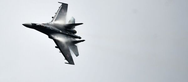Caça Su-35 - Sputnik Brasil