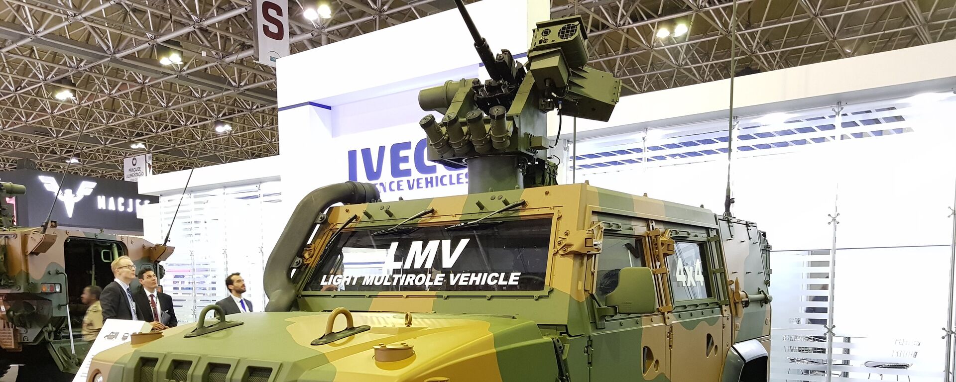 Veículo blindado LMV Lince, usado pelo Exército Brasileiro e fabricado pela italiana Iveco - Sputnik Brasil, 1920, 21.10.2022