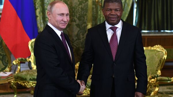 Presidente da Rússia, Vladimir Putin, e presidente de Angola, João Lourenço, durante encontro em Moscou, 4 de abril de 2019 - Sputnik Brasil