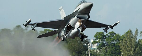 Caça F-16 da Força Aérea de Taiwan - Sputnik Brasil