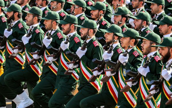 Irã tem considerável vantagem militar sobre EUA e aliados no Oriente Médio, revela relatório - Sputnik Brasil
