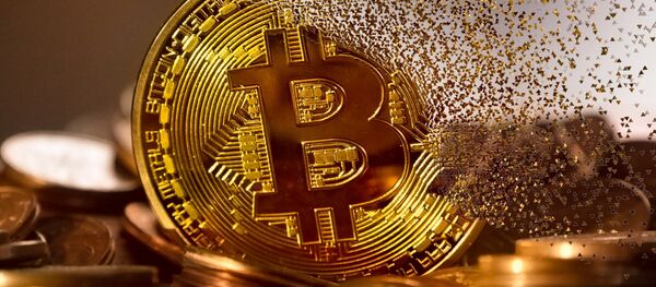 Bitcoin se desfazendo - Sputnik Brasil