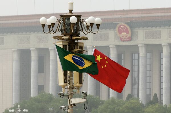Mercosul não deve escolher lado entre EUA e China, afirma analista - Sputnik Brasil