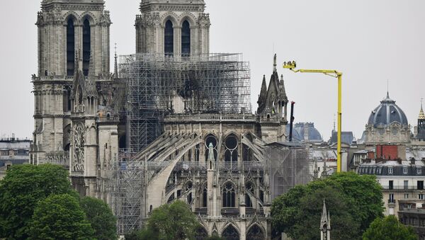 Catedral de Notre-Dame após incêndio. - Sputnik Brasil
