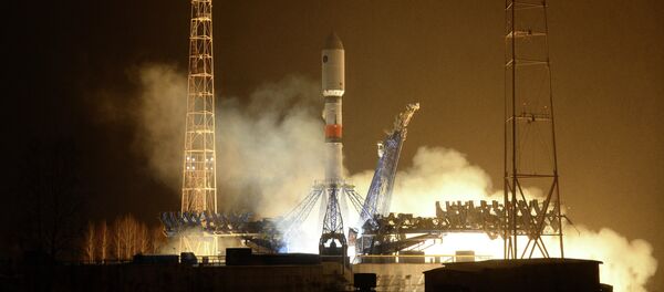 Foguete espacial Soyuz-2.1b com o novo satélite 'Glonass-K' no centro de Plesetsk - Sputnik Brasil