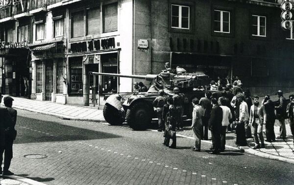 Tanque em Lisboa - Sputnik Brasil