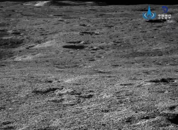 Sonda espacial chinesa 'acorda' e retoma trabalhos no lado oculto da Lua - Sputnik Brasil