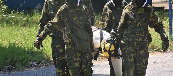 Militares do Exército Brasileiro passam por um processo de capacitação para atuar em casos de ataques químicos - Sputnik Brasil
