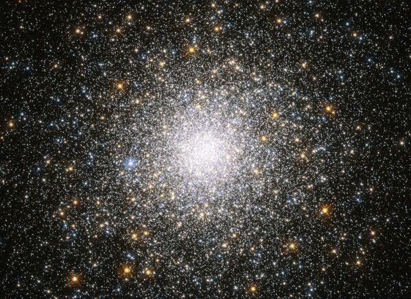 Aglomerado globular de estrelas Messier 75, localizando na constelação de Sagitário, a uns 67 mil anos-luz da Terra - Sputnik Brasil