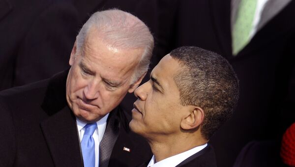 Barack Obama e Joe Biden em foto de arquivo. - Sputnik Brasil