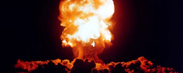 Teste de armas nucleares dos EUA em Nevada, 1957. Teste de armas nucleares dos EUA em Nevada, 1957. - Sputnik Brasil