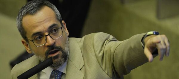 Ministro da Educação, AbrahamWeintraub fala sobre os cortes no orçamento das universidades públicas na Câmara dos Deputados, 15 de maio de 2019 - Sputnik Brasil