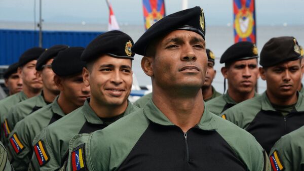 Militares venezuelanos - Sputnik Brasil