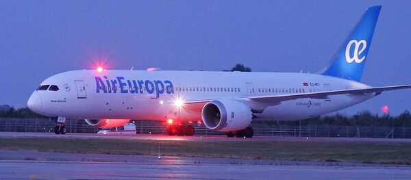 Avião da companhia aérea Air Europa, que estuda entrar no mercado brasileiro - Sputnik Brasil