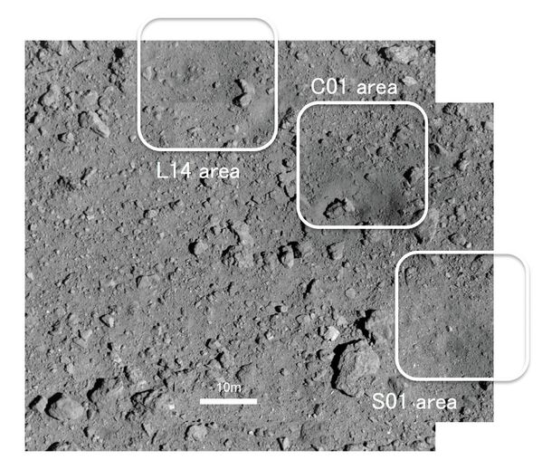 Imagem de alta resolução mostra a cratera artificialmente criada na superfície do asteroide Ryugu, fotografada pela sonda da Agência Japonesa de Exploração Aeroespacial (JAXA, na sigla em inglês) - Sputnik Brasil