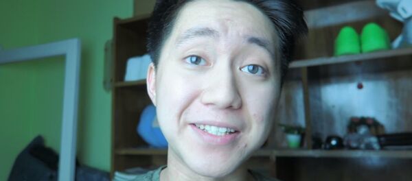 Youtuber chinês ReSet em vídeo de fevereiro de 2018 - Sputnik Brasil