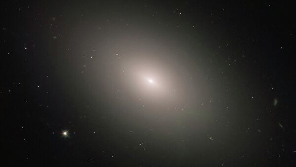 Galáxia NGC 4621 ou Messier 59 - Sputnik Brasil