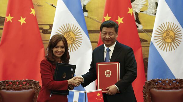 A presidente da Argentina Cristina Fernandez de Kirchner e o presidente da China Xi Jinping - Sputnik Brasil