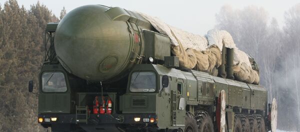 Sistema de mísseis Topol Sistema de mísseis Topol - Sputnik Brasil