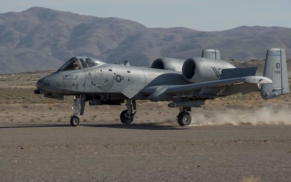 Avião A-10 Thunderbolt II participando dos exercícios militares da Força Aérea da Guarda Nacional dos EUA - Sputnik Brasil