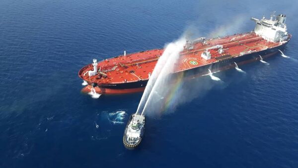 Petroleiro atacado no golfo de Omã - Sputnik Brasil