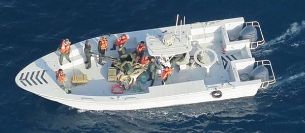 Marinha dos EUA divulga novas FOTOS que 'culpam' Irã pelo ataque a petroleiros Marinha dos EUA divulga novas FOTOS que 'culpam' Irã pelo ataque a petroleiros - Sputnik Brasil