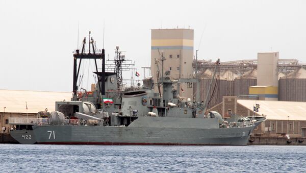 Navio militar iraniano fragata Alvand e navio de reabastecimento Bushehr (imagem de arquivo) - Sputnik Brasil
