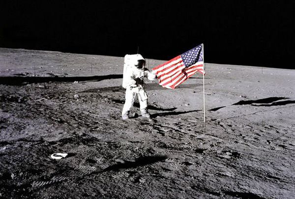 'Vamos a Marte': Trump anuncia próxima meta da NASA e diz que Lua 'não é tão emocionante' 'Vamos a Marte': Trump anuncia próxima meta da NASA e diz que Lua 'não é tão emocionante' - Sputnik Brasil