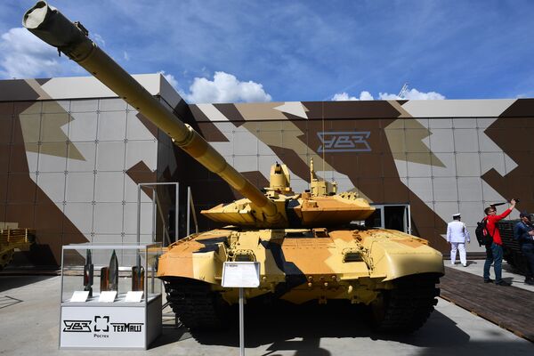 Tanque T-90MS no fórum internacional técnico-militar EXÉRCITO 2019 - Sputnik Brasil