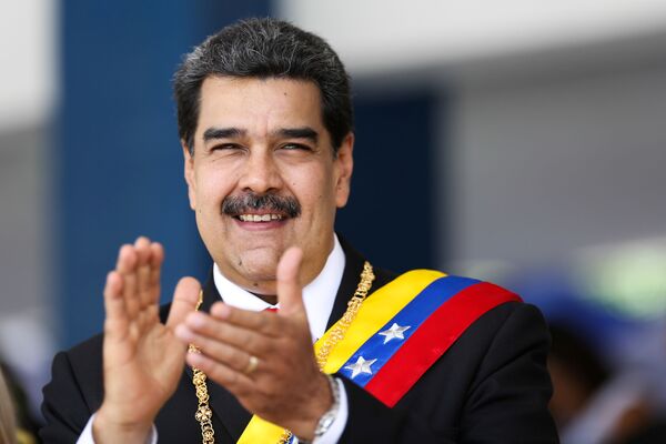 Oposição e EUA estariam desmembrando riquezas da Venezuela, afirma Maduro Oposição e EUA estariam desmembrando riquezas da Venezuela, afirma Maduro - Sputnik Brasil