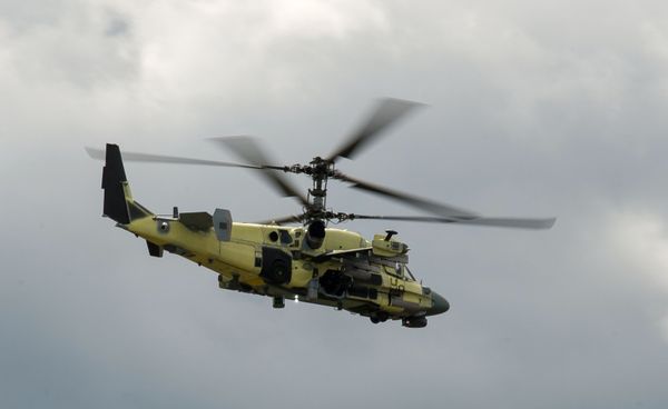 Rússia conduz 1º voo de modernizado helicóptero Ka-52 - Sputnik Brasil
